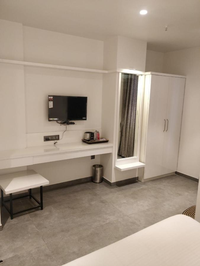 Hotel My Home Residency Nashik Exteriör bild