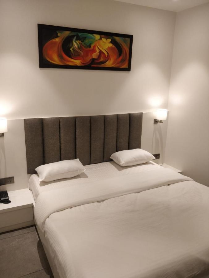 Hotel My Home Residency Nashik Exteriör bild