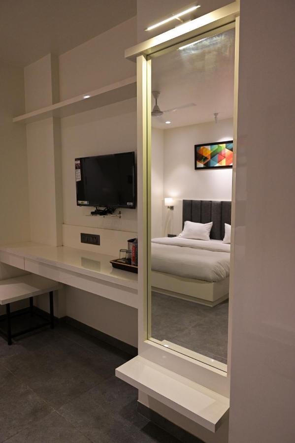 Hotel My Home Residency Nashik Exteriör bild