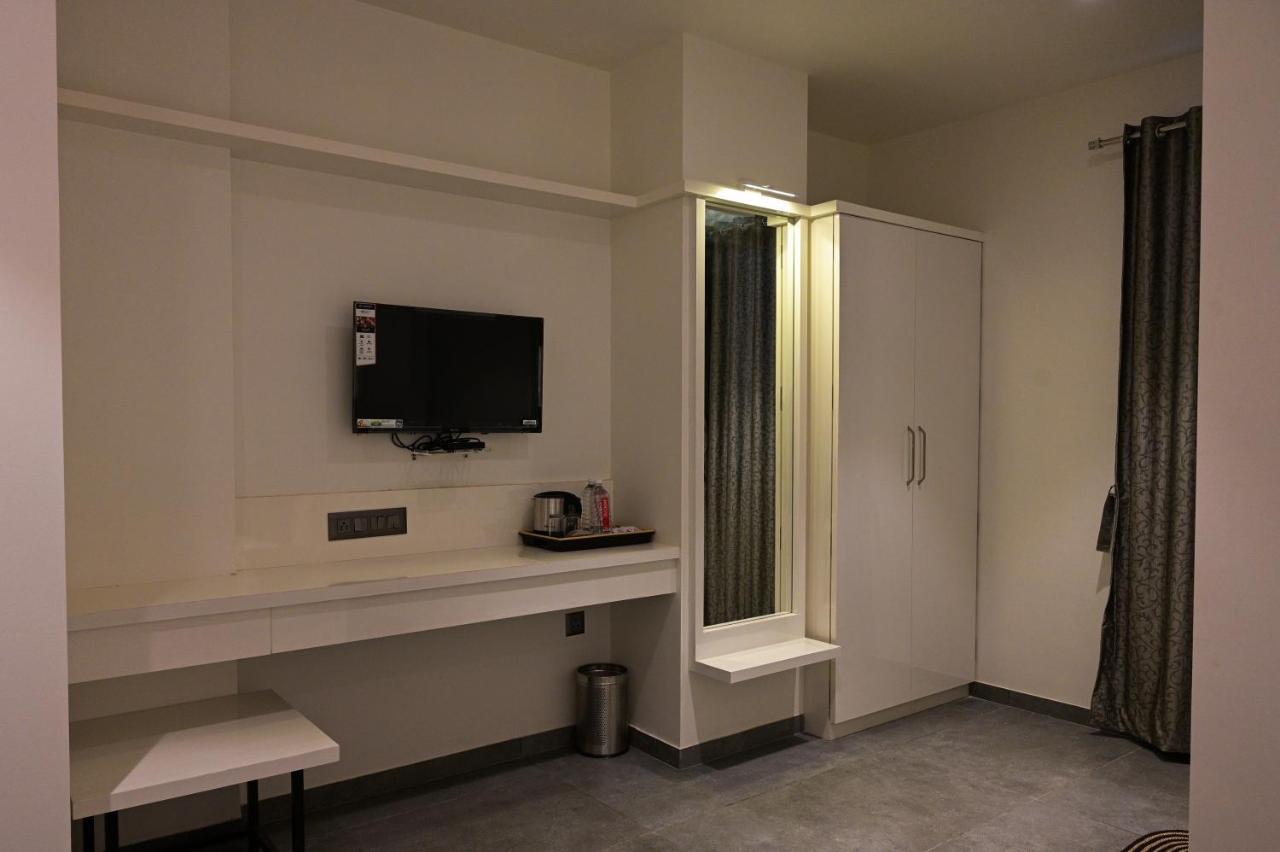 Hotel My Home Residency Nashik Exteriör bild